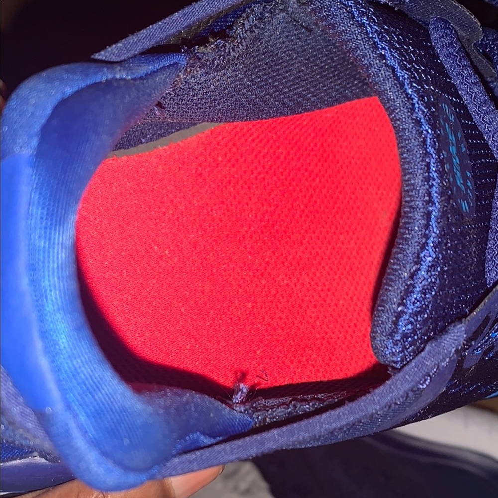 Running shoes - Picture 2 of 5